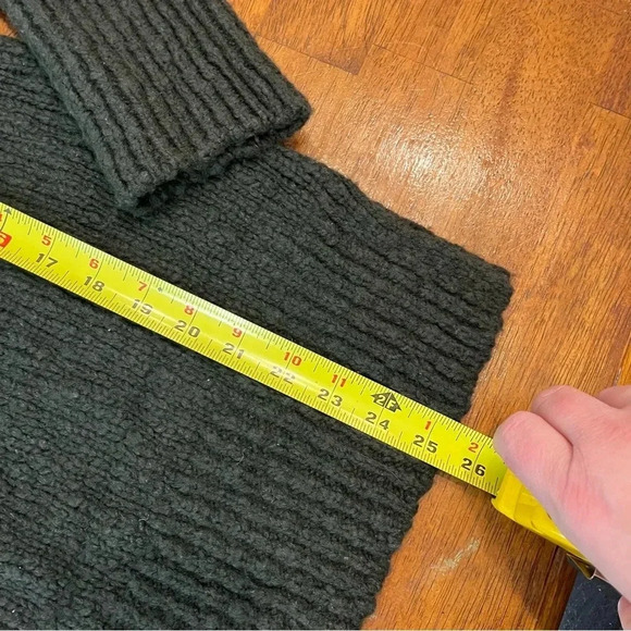 NWT Vince. Hunter green mock neck wool nylon sweater size XS - Picture 3 of 7